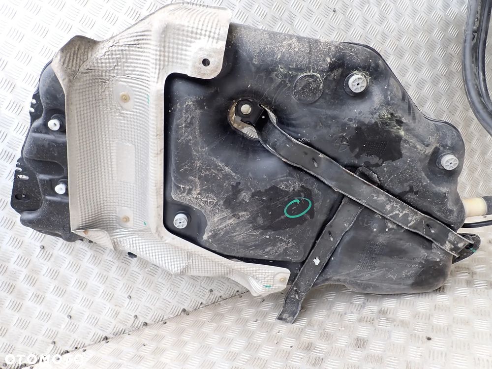 ZBIORNIK PALIWA CITROEN DS7  DIESEL Z POMPKĄ PALIWA  9821351280 / 98093591 / 100115560AF KOMPLET - 4