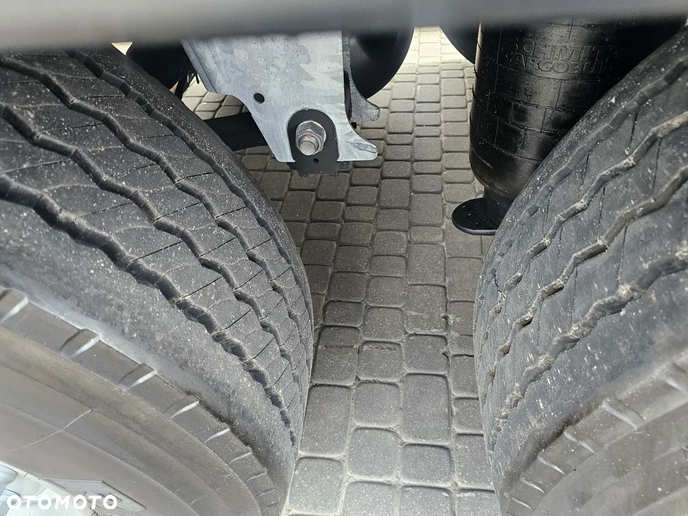 Schmitz Cargobull CHŁODNIA OS PODN.KWIATÓWKA JAK NOWA! - 10