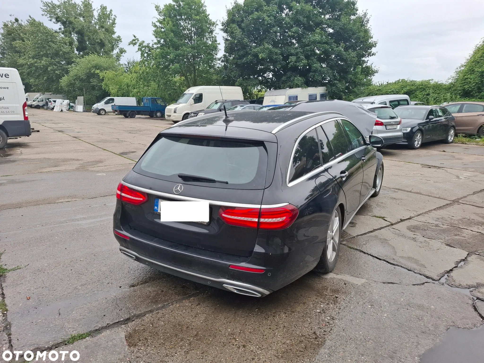 Mercedes-Benz Klasa E 220 d 9G-TRONIC - 2