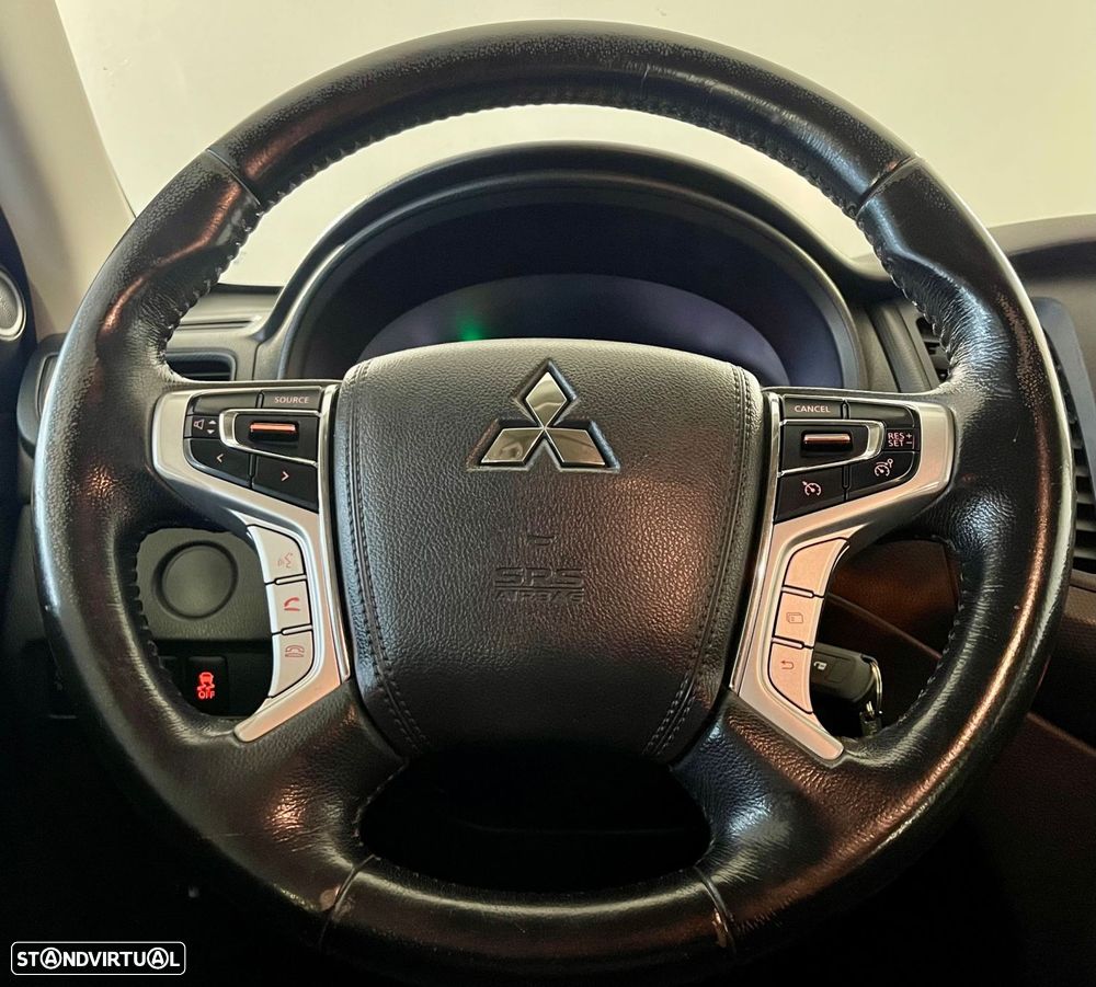 Mitsubishi L200 2.3 DI-D CD Invite 4WD - 18