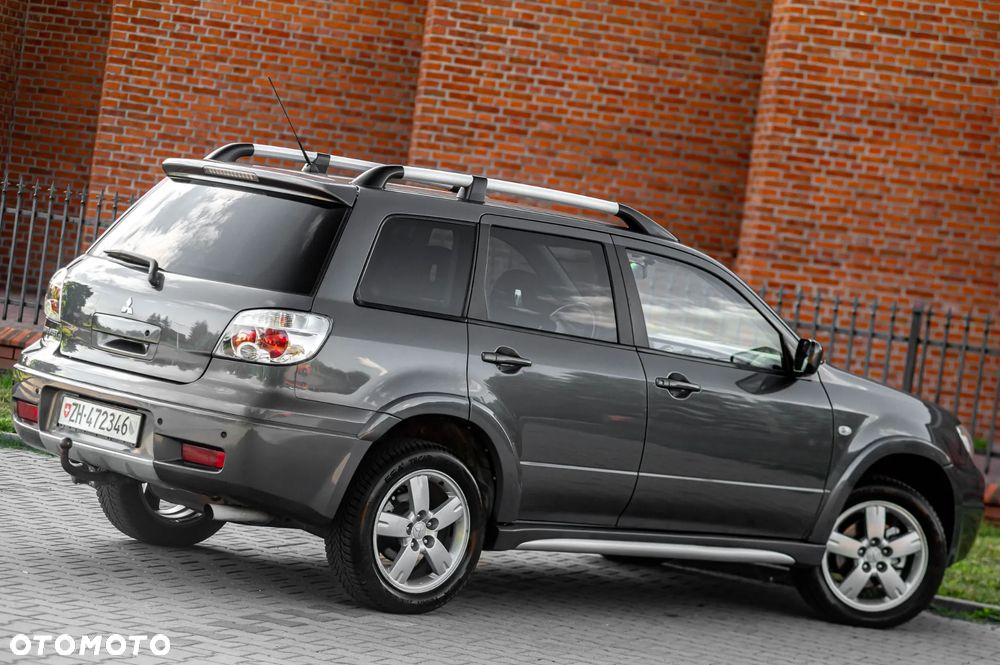 Mitsubishi Outlander - 5