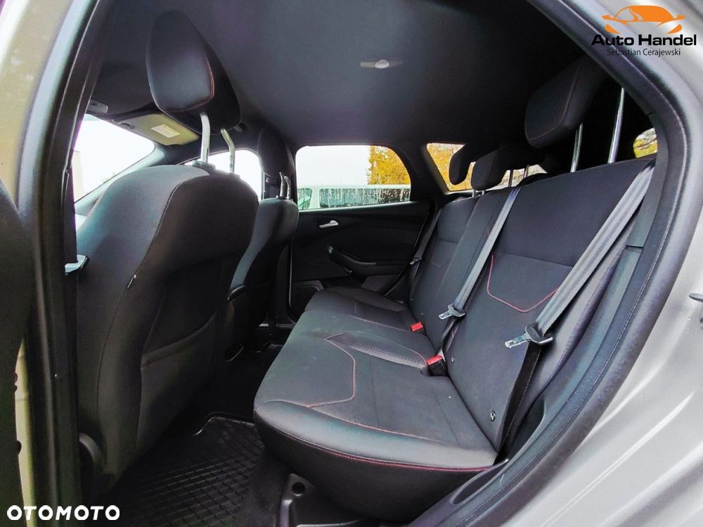 Ford Focus - 40