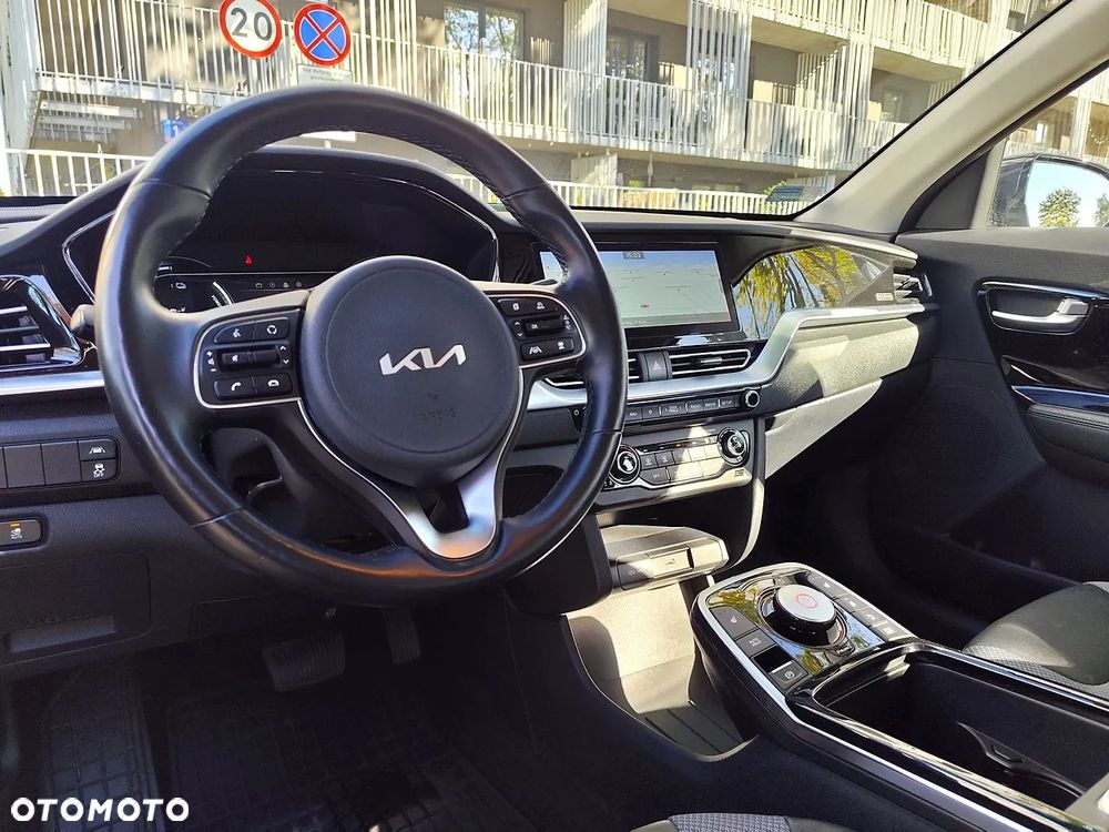 Kia Niro e-Niro 64kWh L - 13
