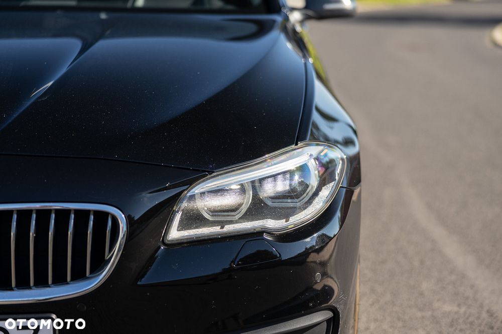 BMW Seria 5 525d - 9