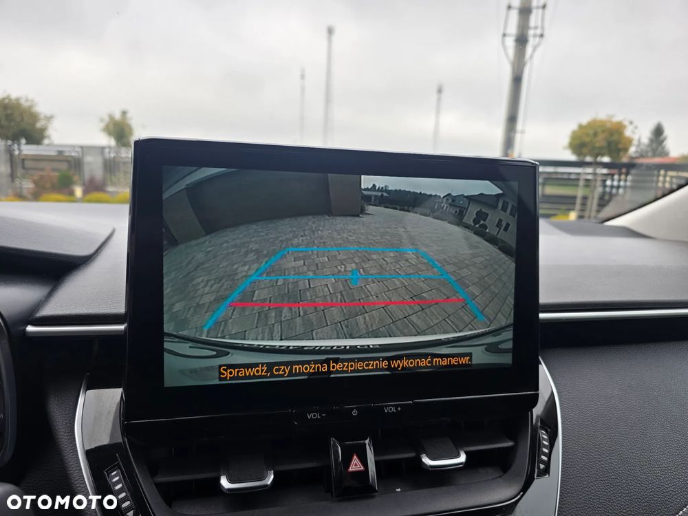 Toyota Corolla 1.8 Hybrid Comfort - 17