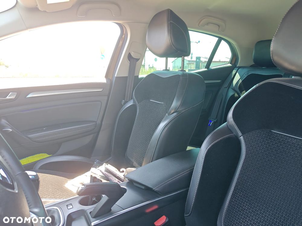 Renault Megane 1.6 SCe Intens - 16