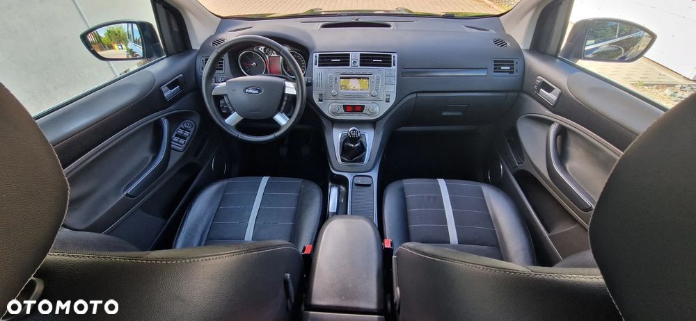 Ford Kuga 2.0 TDCi 4x4 Titanium - 5