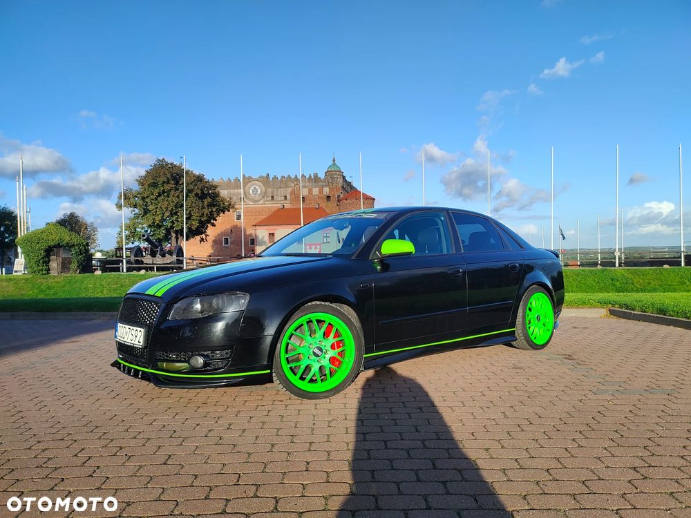 Audi A4 Limousine - 5