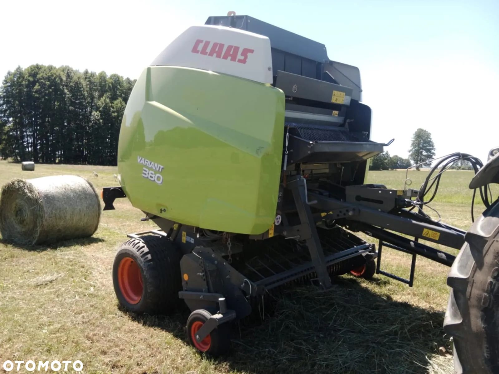 Claas Variant 380 - 1