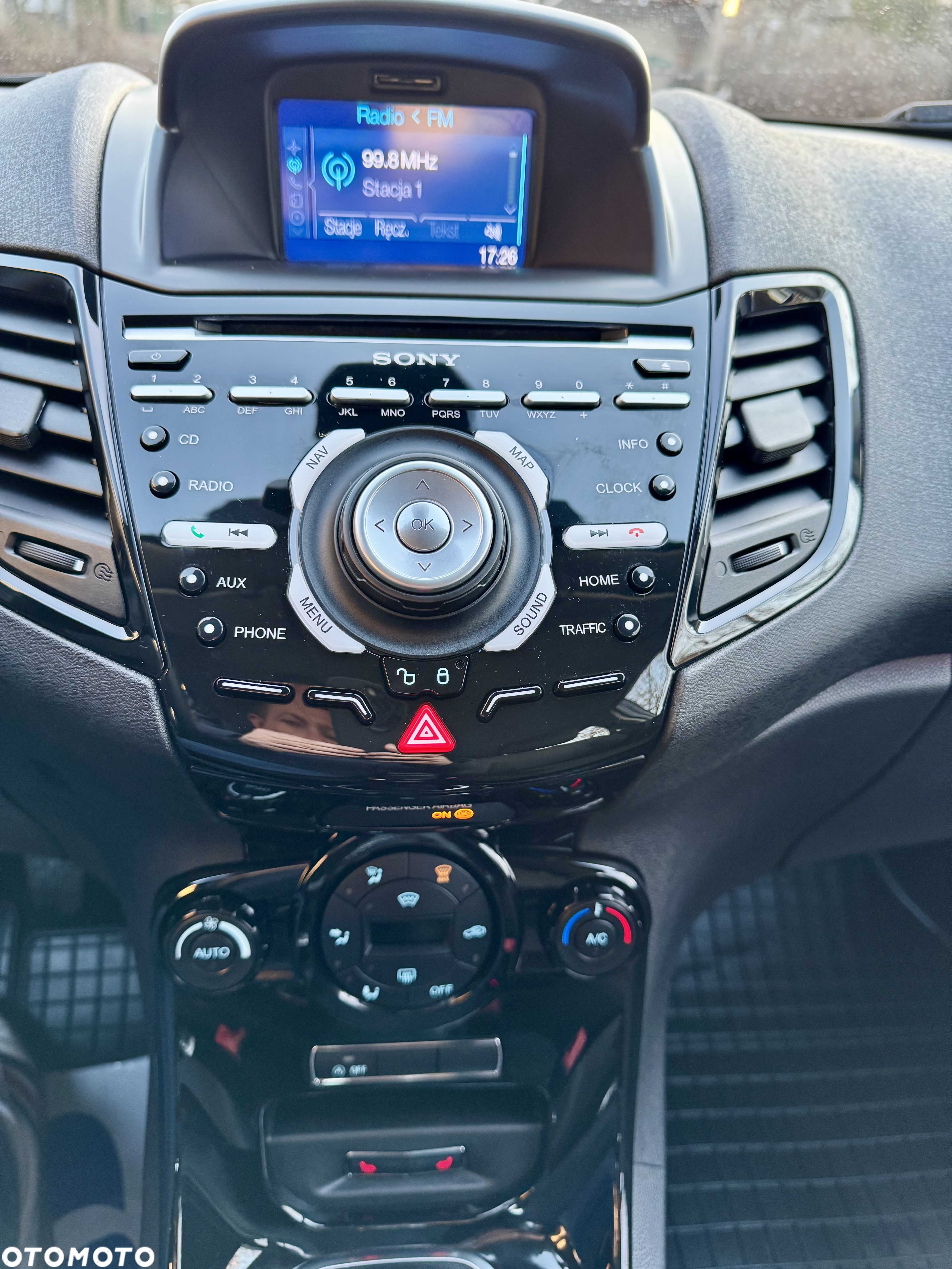 Ford Fiesta 1.0 EcoBoost Start-Stop Titanium - 29