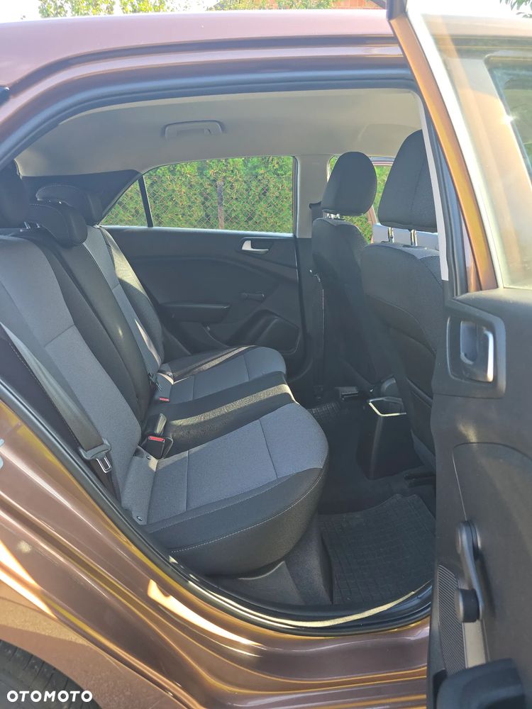Hyundai i20 - 13
