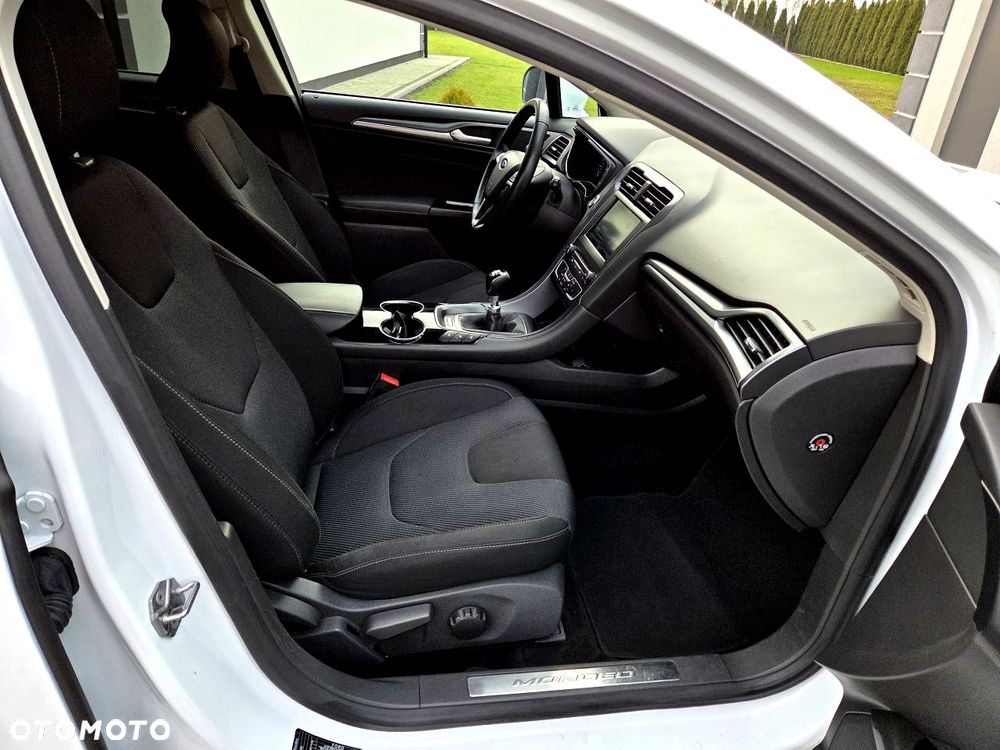 Ford Mondeo - 17