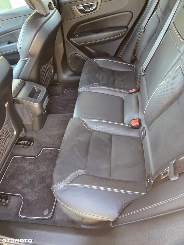 Volvo XC 60 D4 AWD R-Design - 37