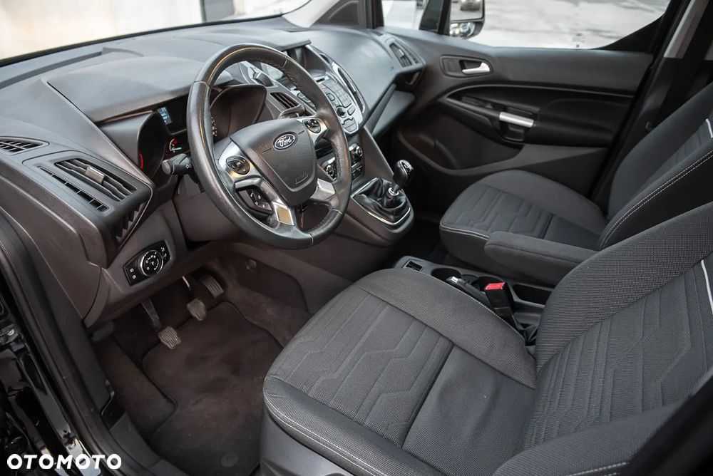 Ford Tourneo Connect 1.0 EcoBoost Start-Stop Titanium - 17