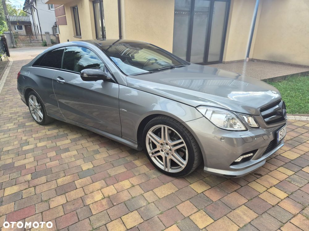 Mercedes-Benz Klasa E 350 CGI BlueEffICIENCY - 19