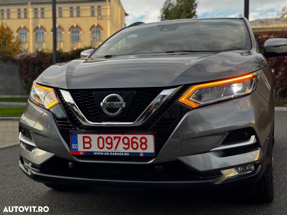 Nissan Qashqai 1.6 DCI Xtronic TEKNA+ - 29