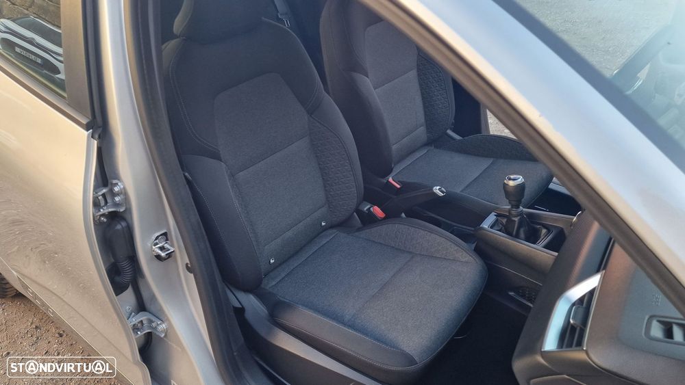 Renault Clio 1.0 TCe Limited - 25