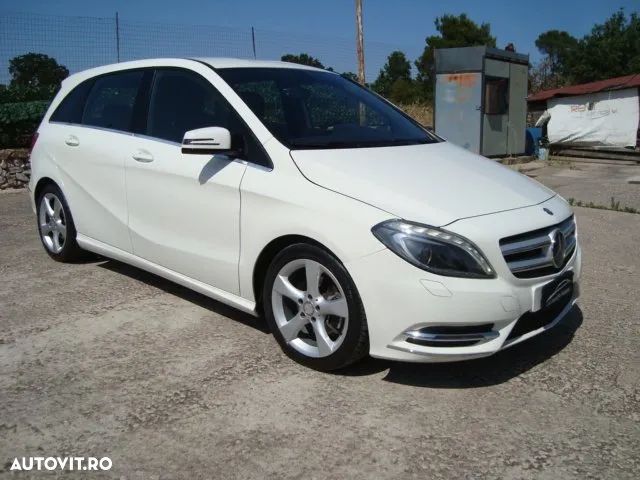 Mercedes-Benz B - 1