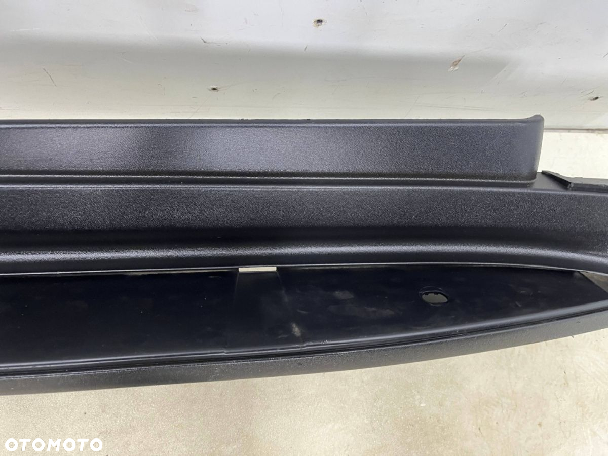 Nakładka progu Mercedes ML II w164 AMG 05-11r. PRAWA dolna podpora listwa stopnia progu a1646901475 - 12
