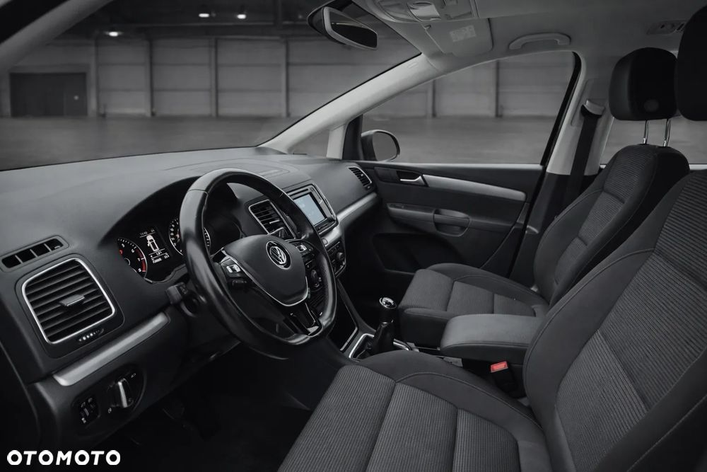 Volkswagen Sharan 1.4 TSI (BlueMotion Technology) Trendline - 17