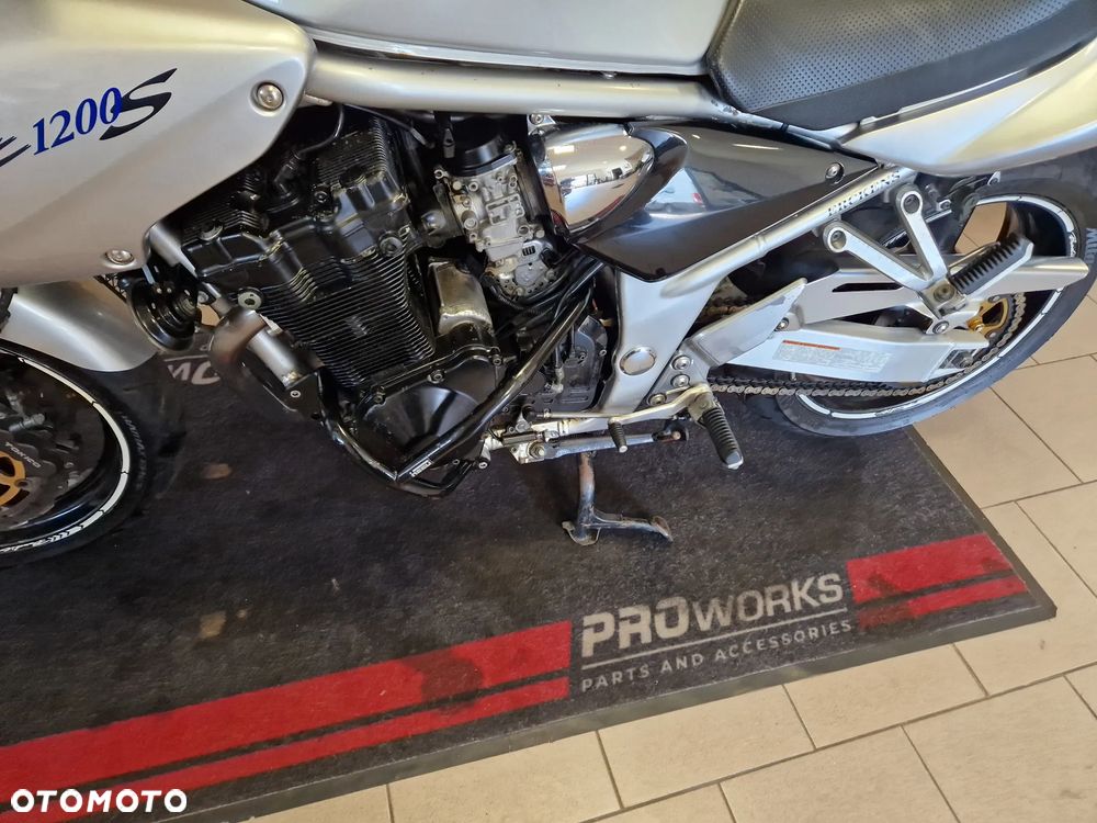 Suzuki Bandit - 15