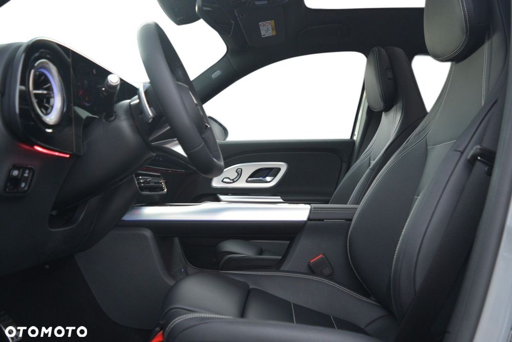 Mercedes-Benz GLB 220 mHEV 4-Matic 8G-eDCT - 8