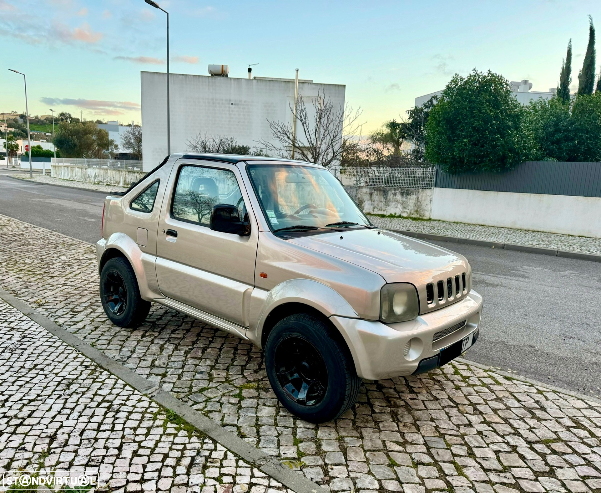 Suzuki Jimny - 3