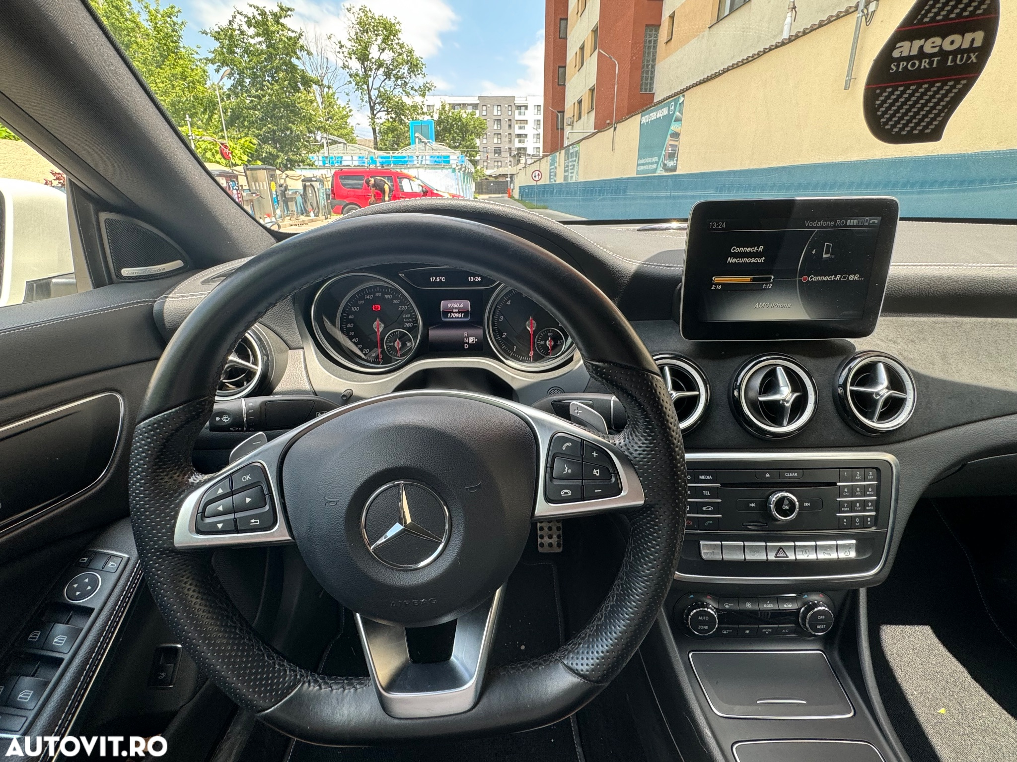 Mercedes-Benz CLA 200 7G-DCT AMG Line - 16
