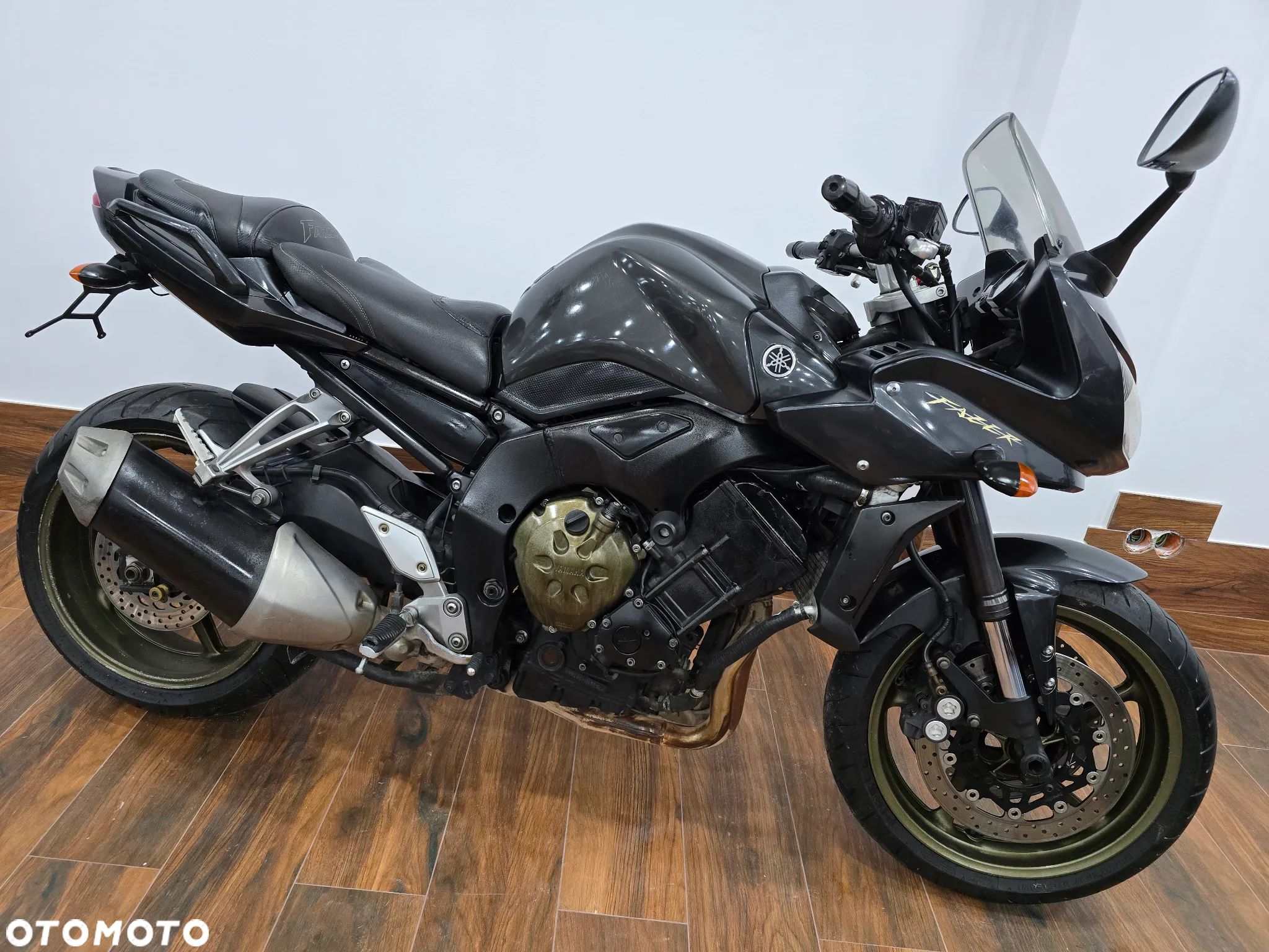 Yamaha FZ - 1
