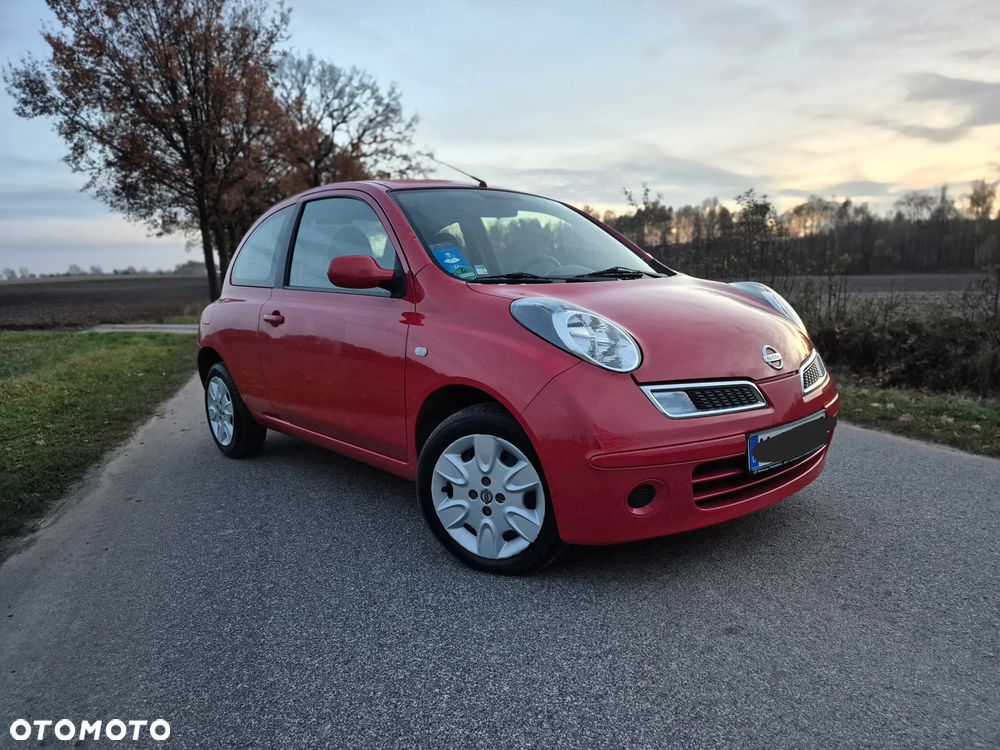 Nissan Micra - 1