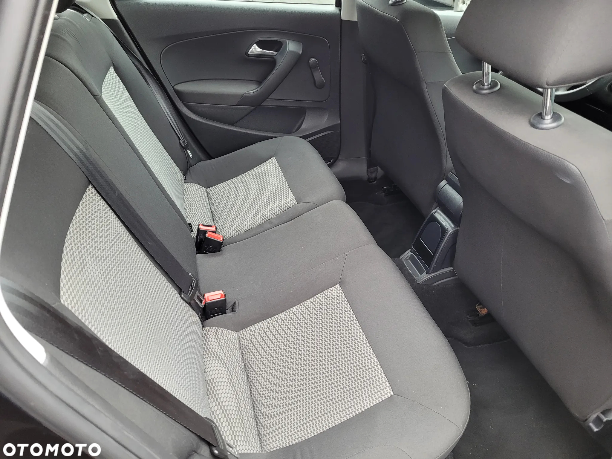Volkswagen Polo 1.6 TDI DPF Comfortline - 15