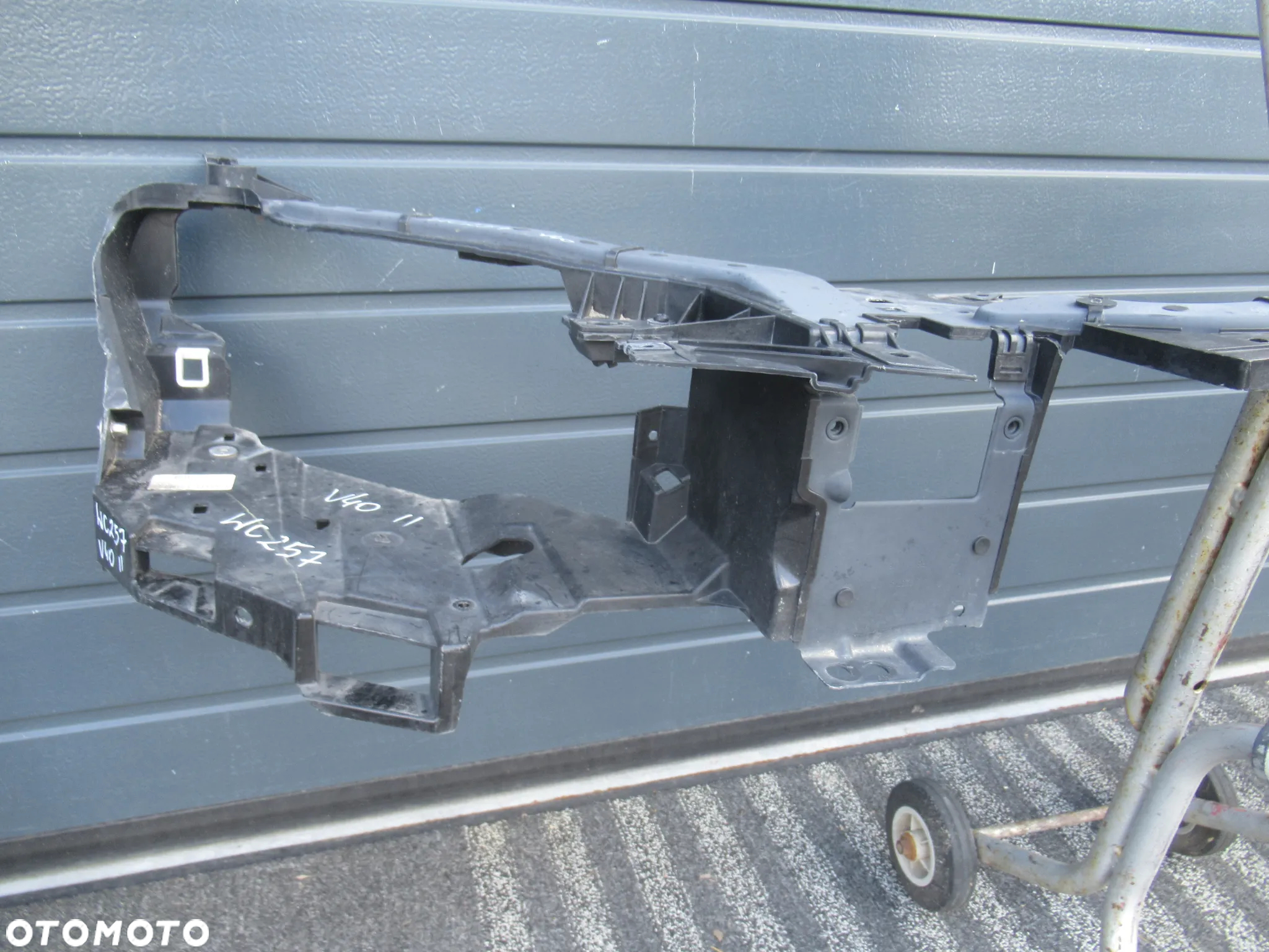 PAS PRZEDNI PRZÓD WZMOCNIENIE CZOŁOWE VOLVO V40 II 31416490 31416490AA 2012 - 6
