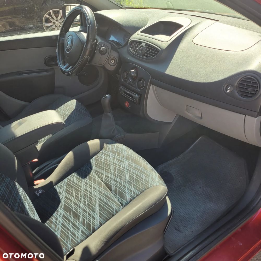 Renault Clio - 5