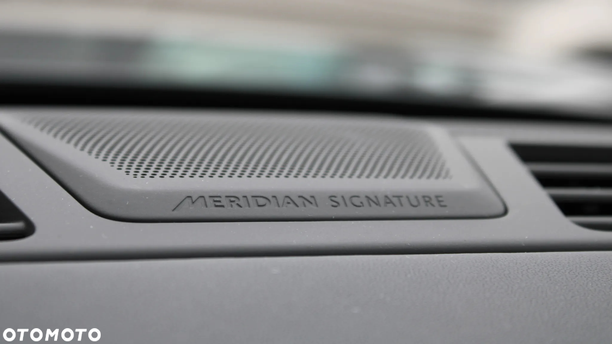 Land Rover Range Rover - 16