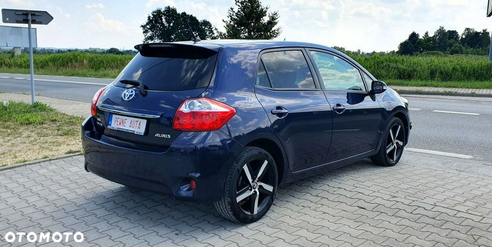 Toyota Auris - 4