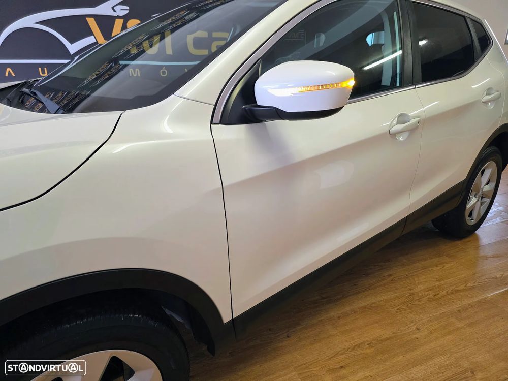 Nissan Qashqai 1.5 dCi N-Connecta - 20
