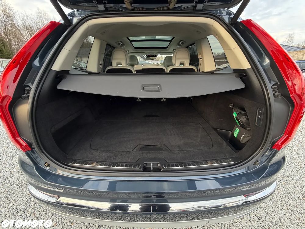 Volvo XC 90 B5 D AWD Geartronic Inscription - 36