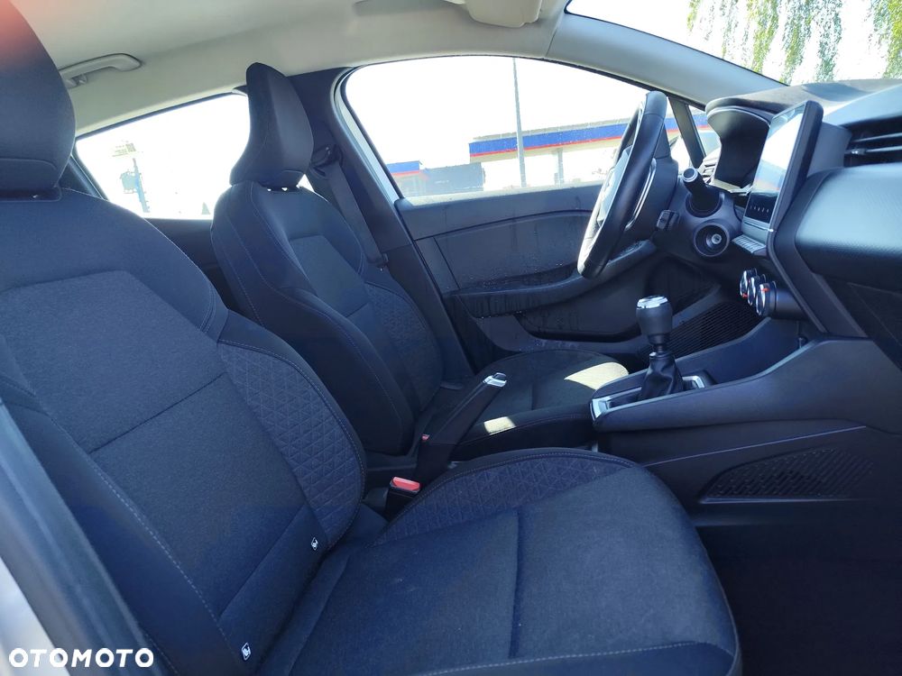 Renault Clio TCe 90 EVOLUTION - 13