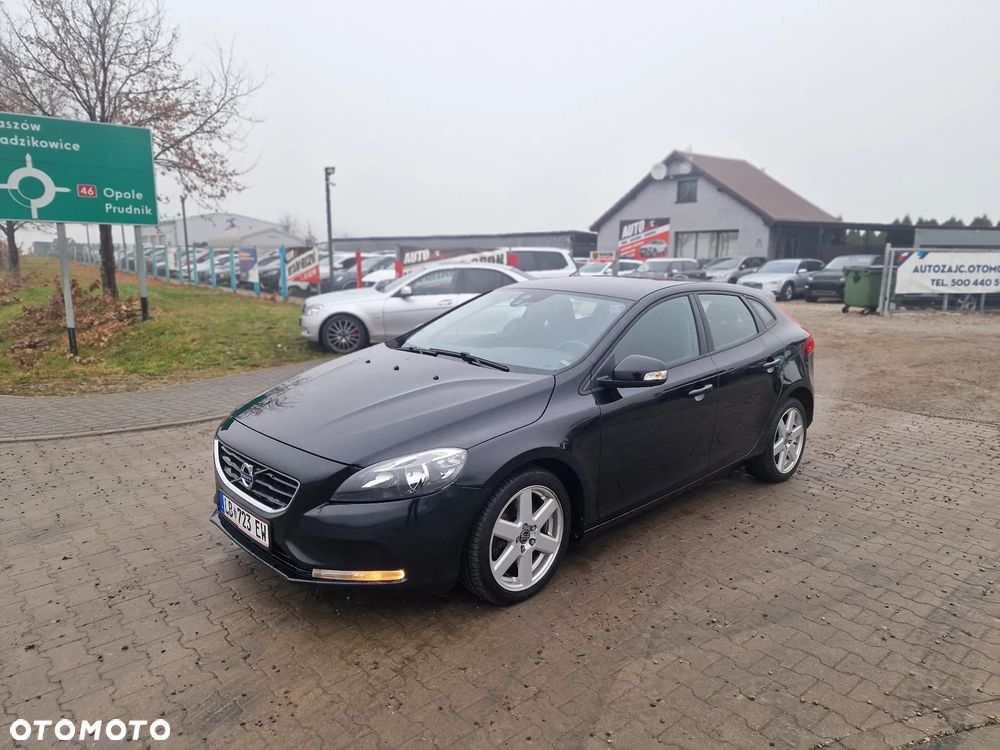 Volvo V40 D3 Geartronic Momentum - 1