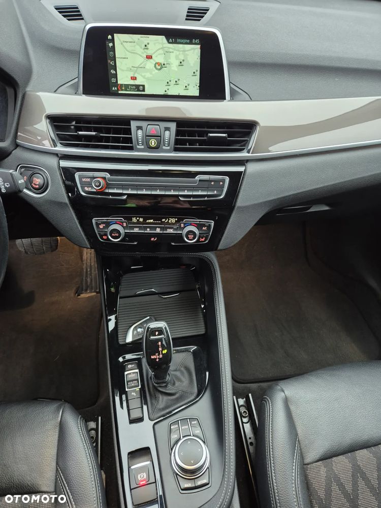 BMW X1 sDrive18d Advantage sport - 21