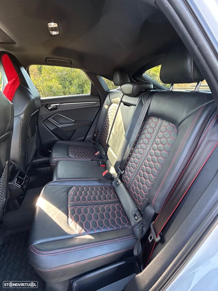 Audi RS Q3 Sportback - 11
