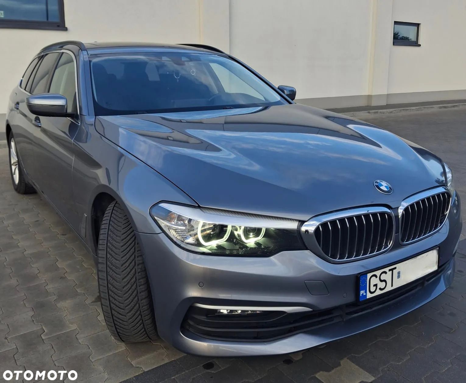BMW Seria 5 518d Sport Line - 1