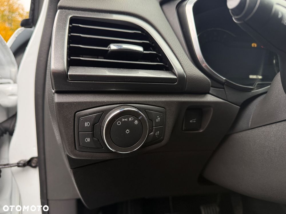 Ford Mondeo 2.0 EcoBlue Titanium - 10