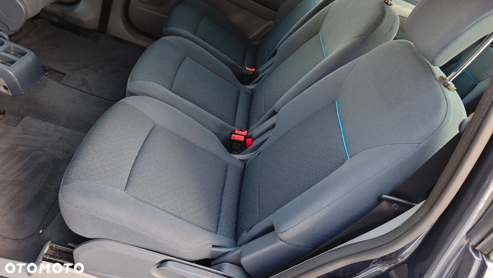 Ford Galaxy 2.0 Titanium - 14