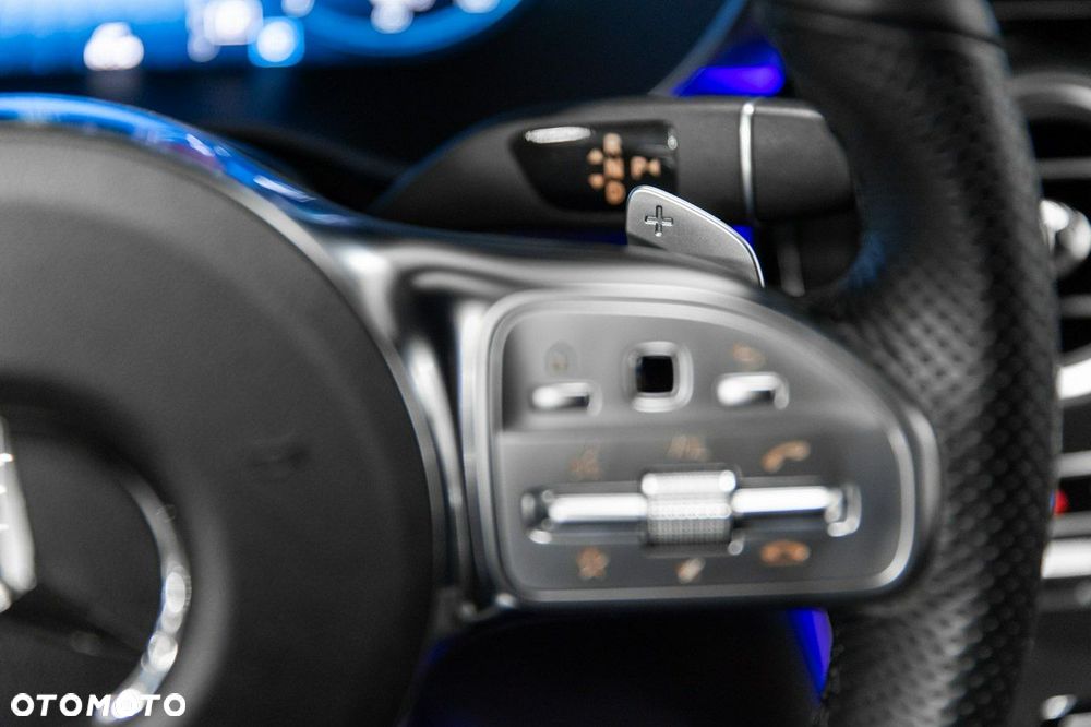 Mercedes-Benz GLC - 22