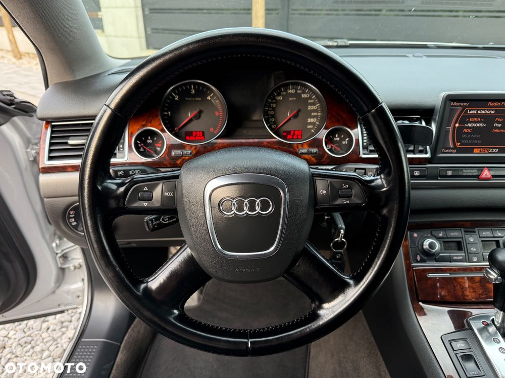 Audi A8 3.0 TDI DPF quattro Langversion - 17