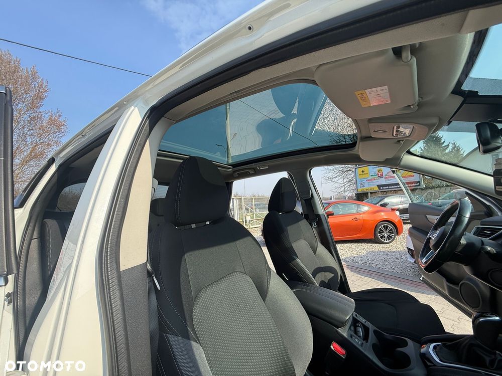 Nissan Qashqai 1.7 dCi Xtronic ALL-MODE 4x4i TEKNA - 31