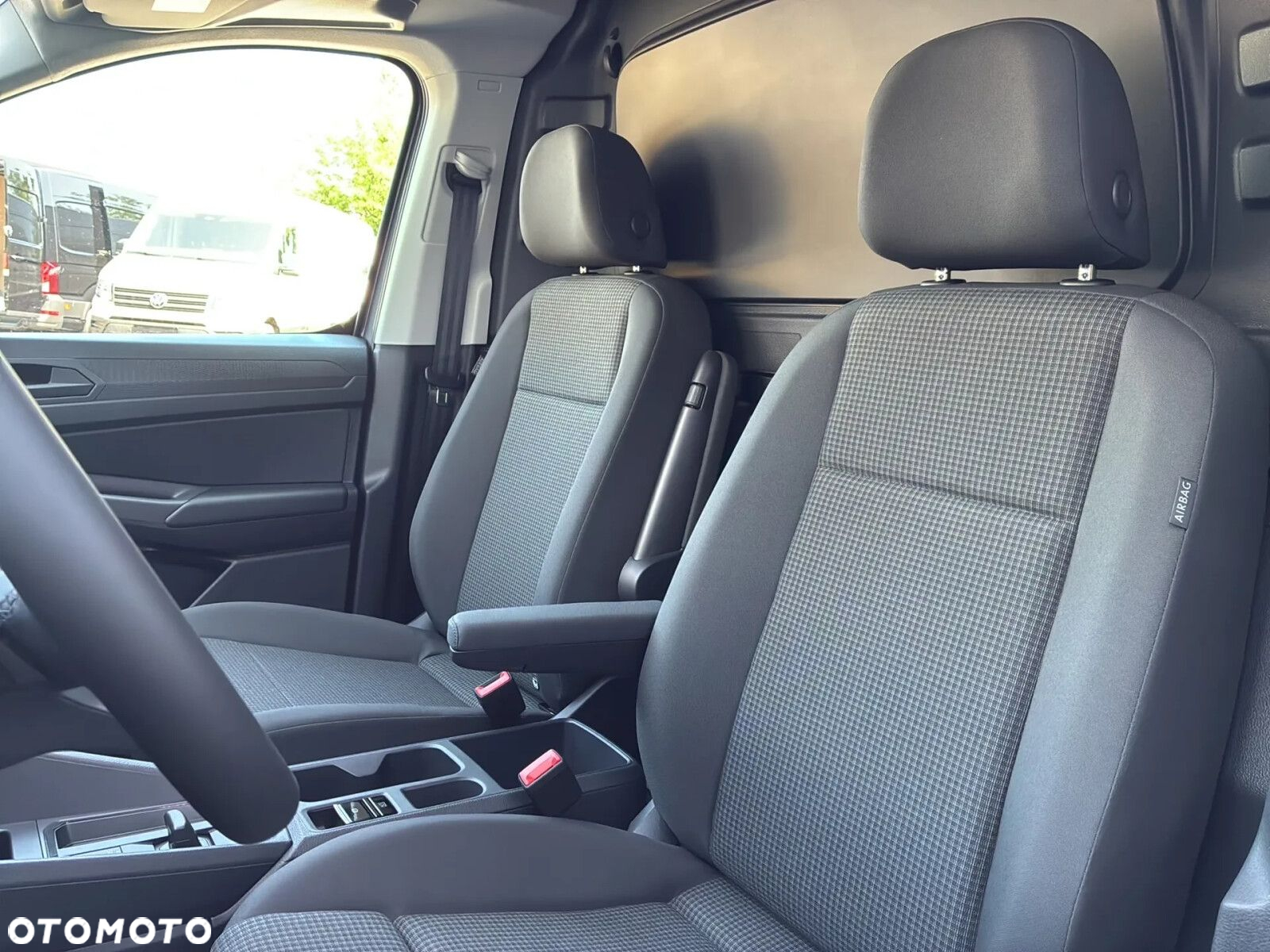 Volkswagen Caddy Cargo AUTOMAT 2.0TDI 122KM, Diesel / Swiatła LED - 14