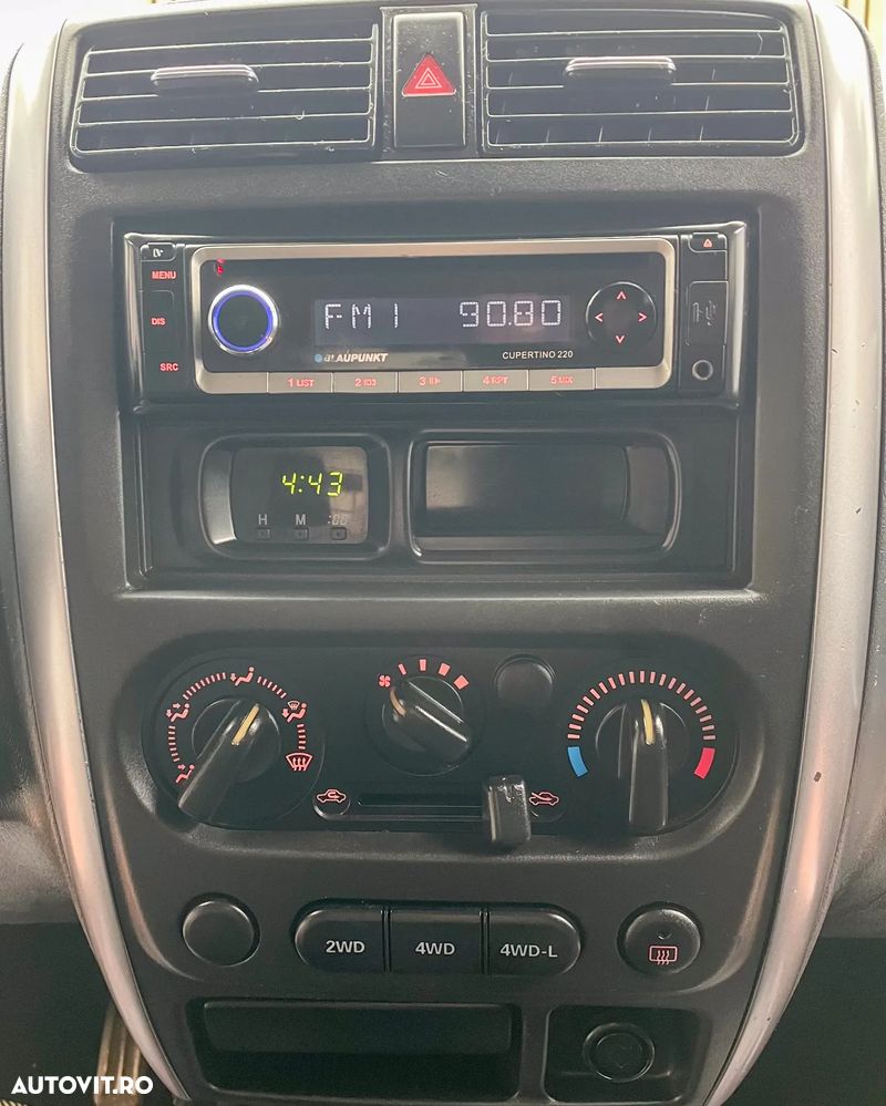 Suzuki Jimny Ranger - 11