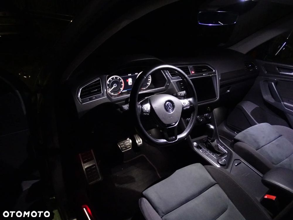 Volkswagen Tiguan - 30